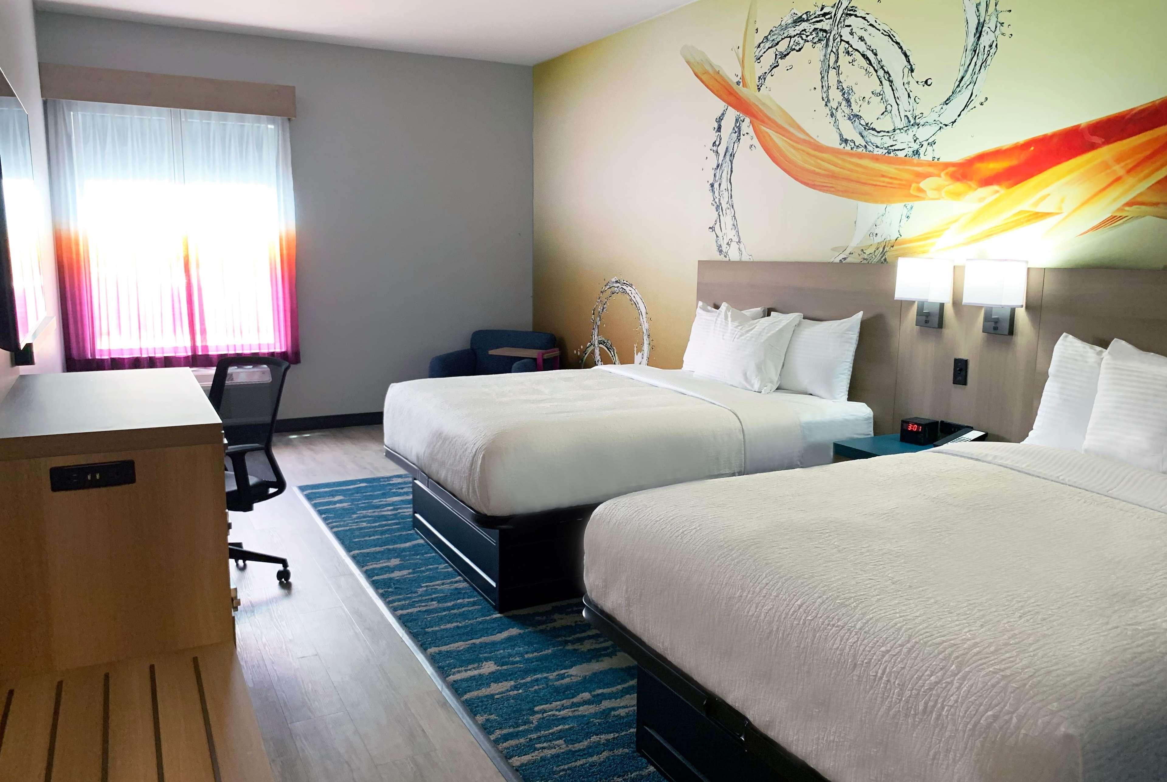 La Quinta Inn & Suites By Wyndham San Antonio Seaworld Lafb Kültér fotó