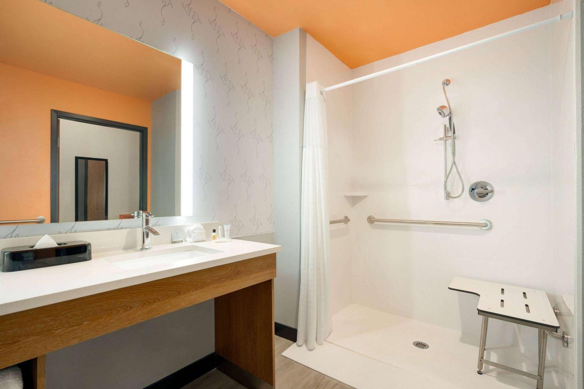 La Quinta Inn & Suites By Wyndham San Antonio Seaworld Lafb Kültér fotó